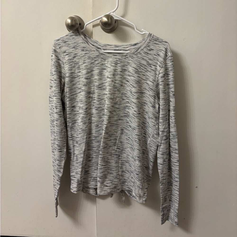 Lululemon - Gray Long Sleeve Tie Back Top